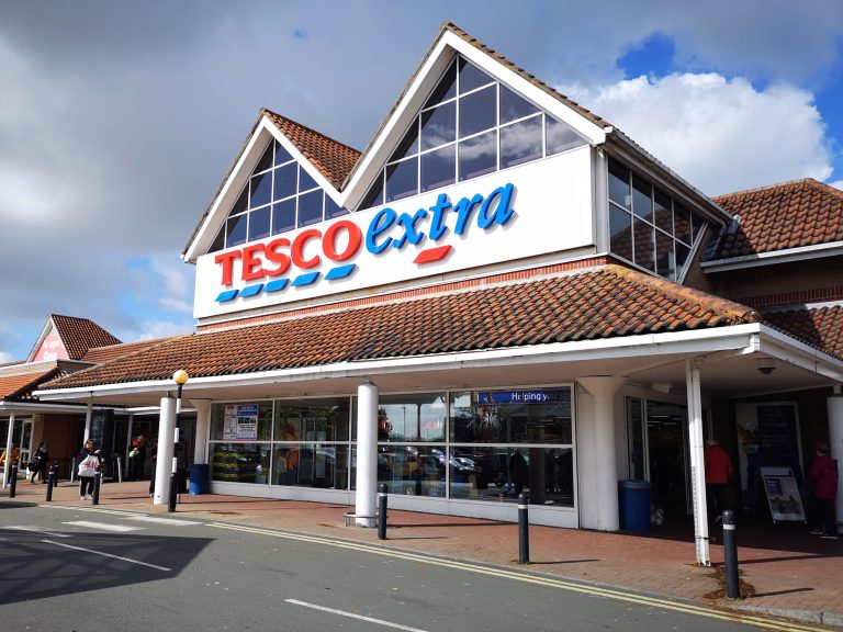 Will the Tesco share price hit 500p as growth continues?